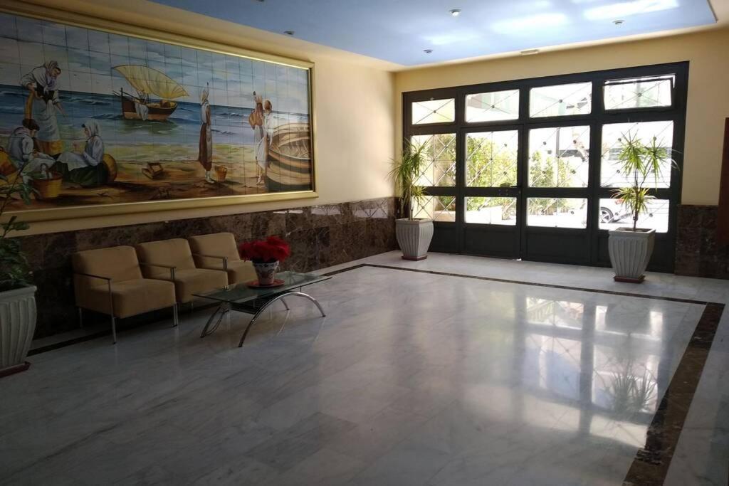 Appartement Vue Sur Mer Avenue De L'Europe Benidorm Bagian luar foto